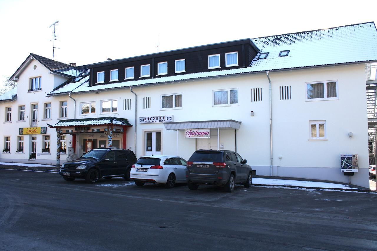 Hotel Bahnhof 耶斯特滕 外观 照片